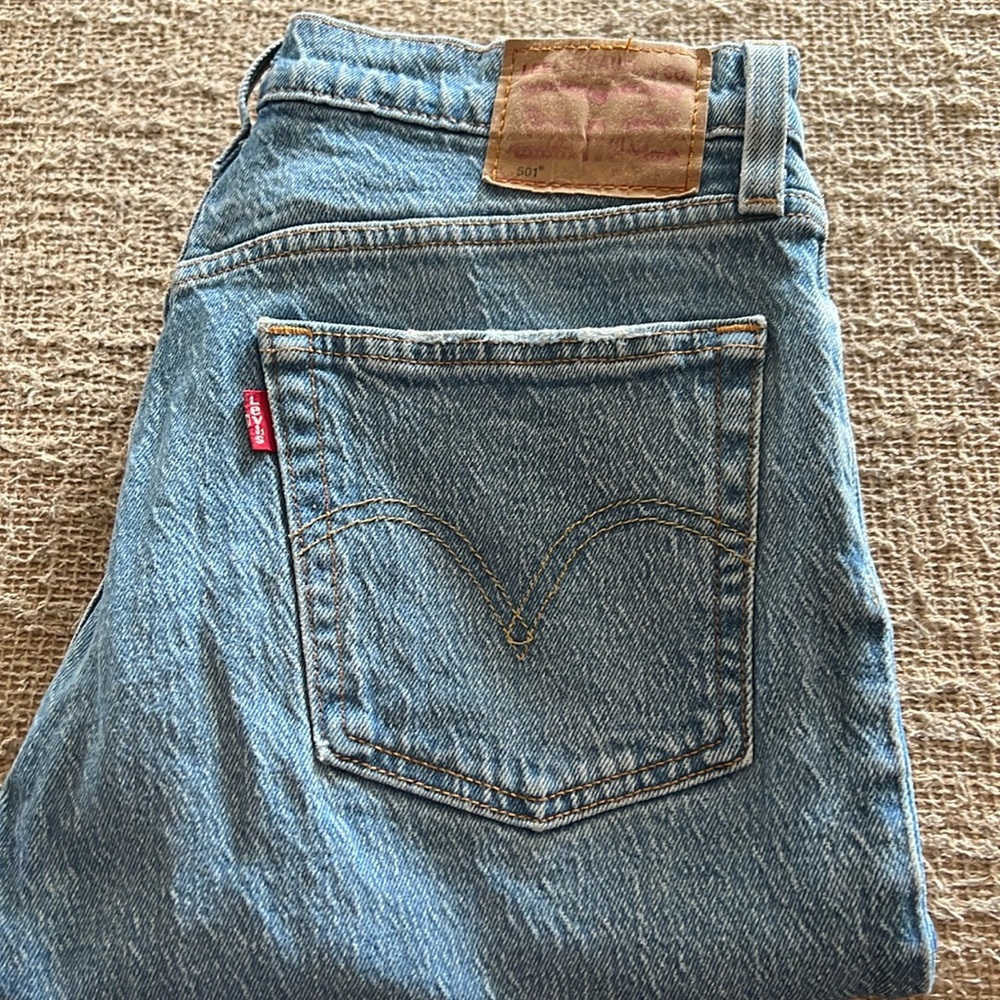 Levi 501 jeans